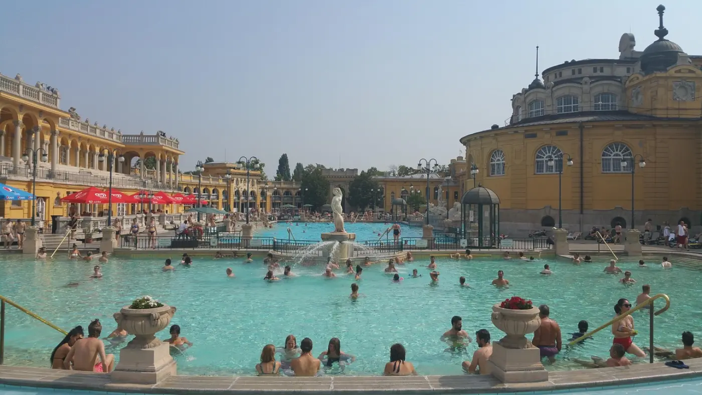 bains Széchenyi à Budapest