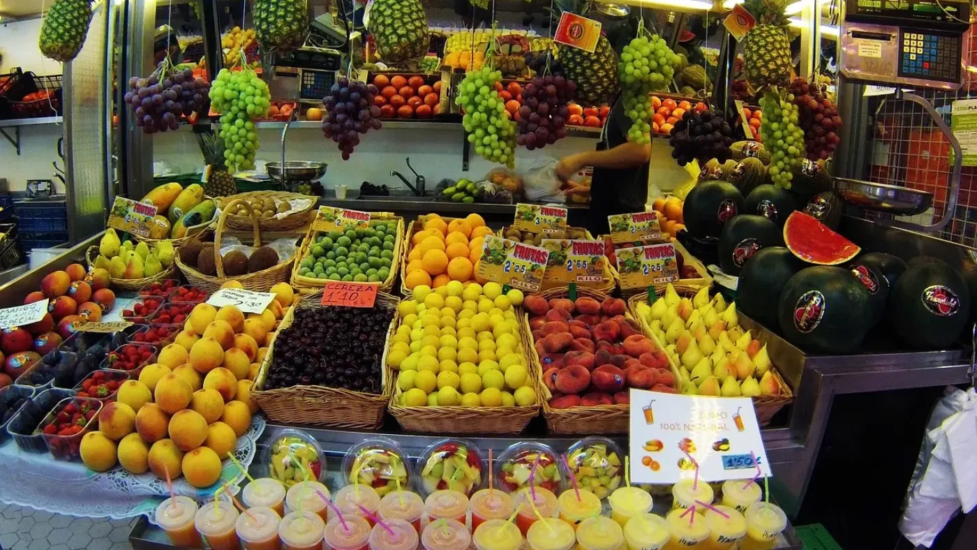 Stand de fruit et légume sur le marché central de Valence